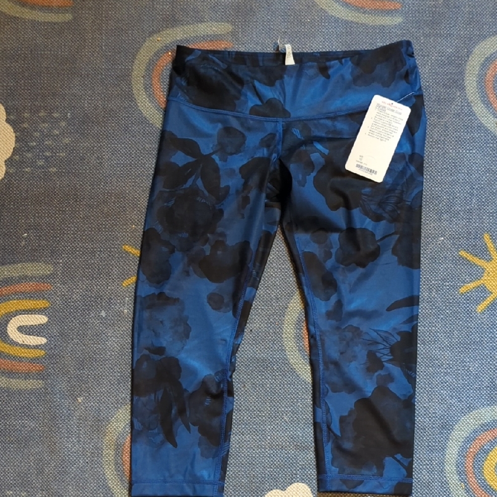 Sz.10 Wunder Under Crop Lululemon